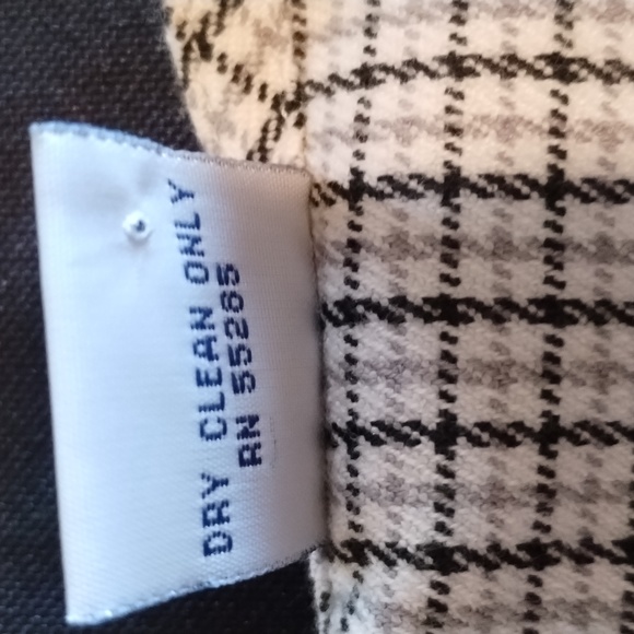 Express Bleus Skirt Plaid Color:White, Blue & Grey Size:9/10 poly/Cotton/spandex - Picture 3 of 11